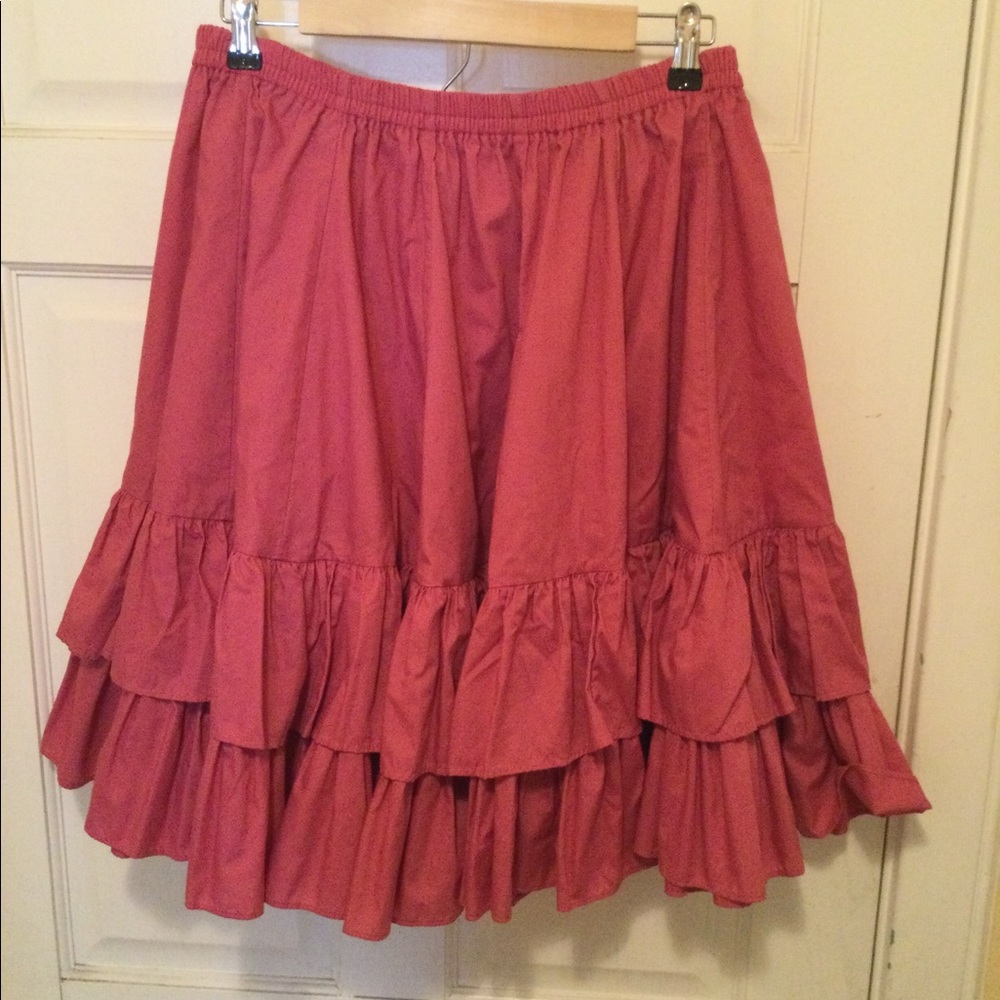 Vintage flippy two-tiered skirt
